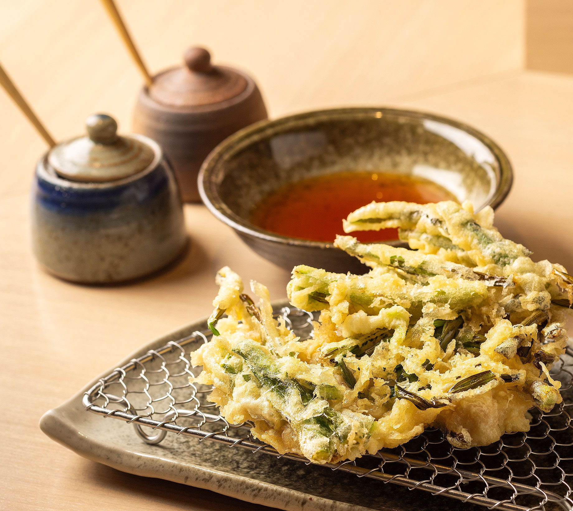 道産にらと豚肉のかき揚げ 腕利きならではの、組み合わせの妙。
