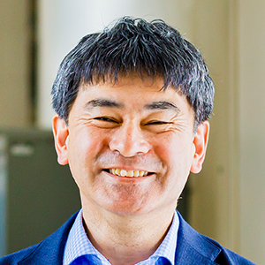 山田教授