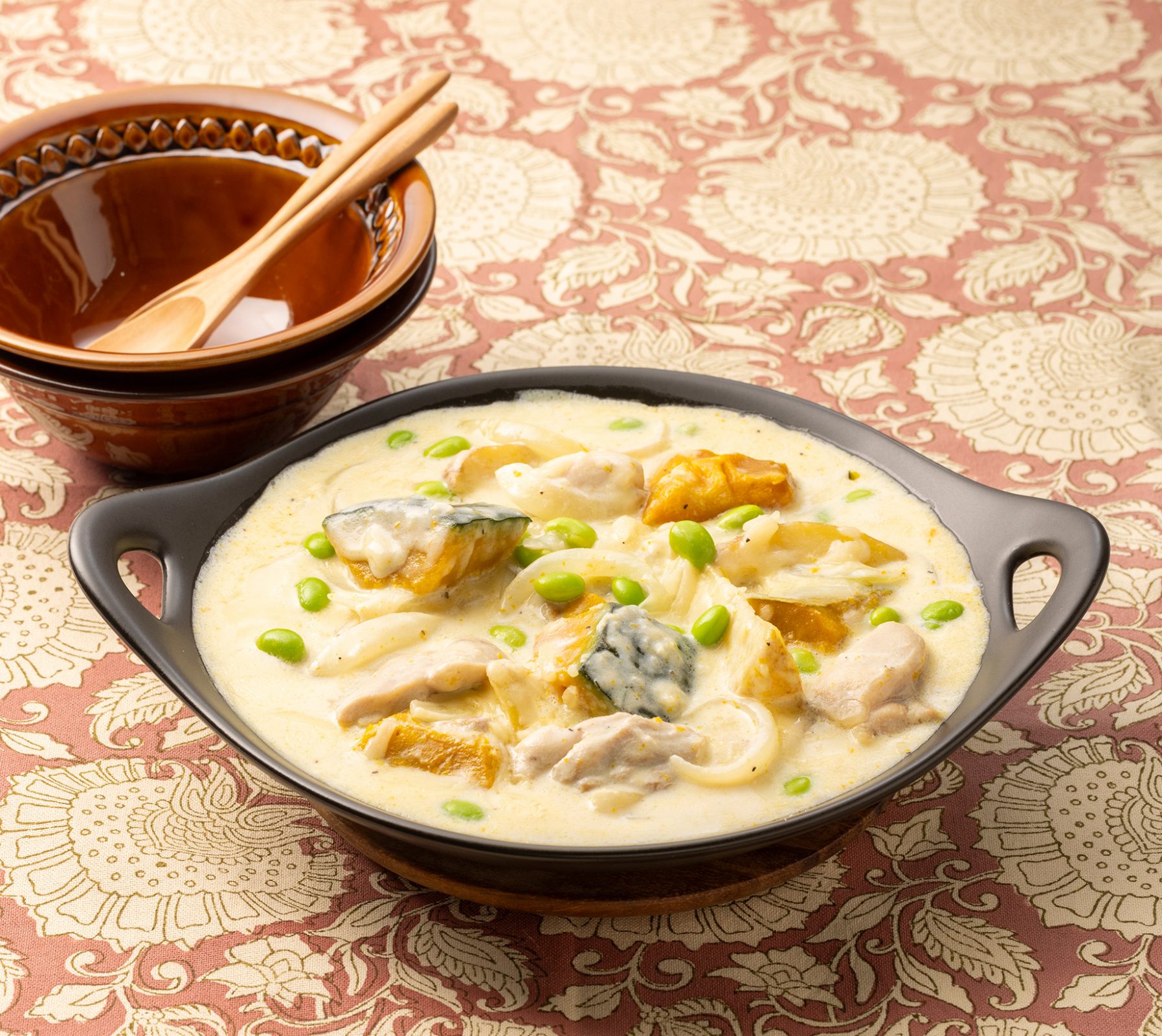 かぼちゃとポテトのシュクメルリ ジョージアの伝統料理を、北海道産食材でアレンジ