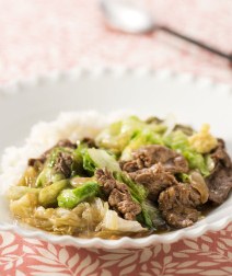 レタスと牛肉の中華丼