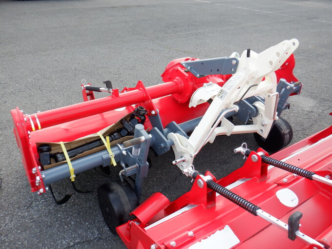 北海道小平町産　小型リュウエラ入りノジュール 5/28(水)は、苫小牧の実家に寄ってから、苫小牧フェリー
