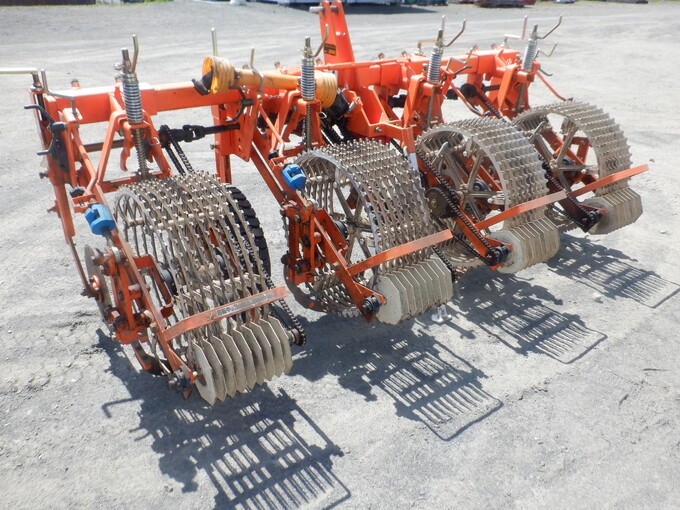 ビート　タッパー　十勝農機 ビートタッパー -