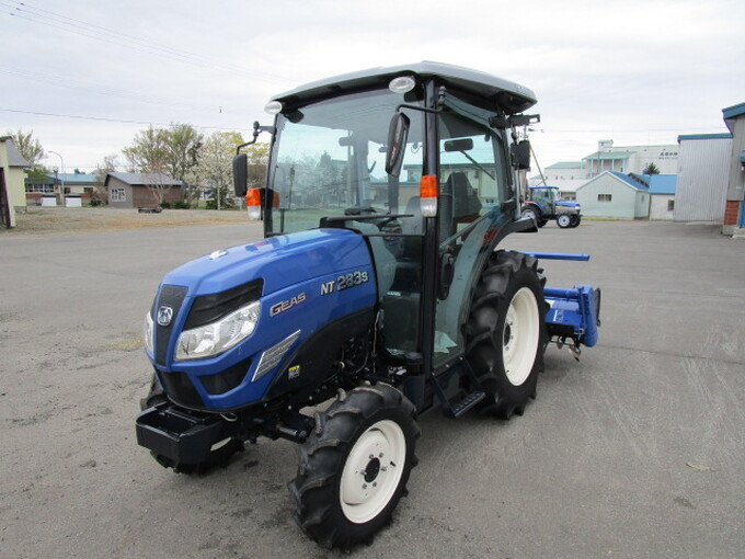 日立 中古トラクター CX140（クボタ OEM商品） - 中古トラクター・新品作業機のスペシャリスト【中古農機屋さん】
