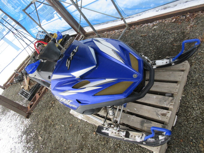 スノーモービル、ヤマハSX バイパー 700 実働車 スノーモービル スノー
