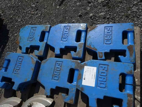 フロントウエイト