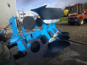 リバーシブルプラウ