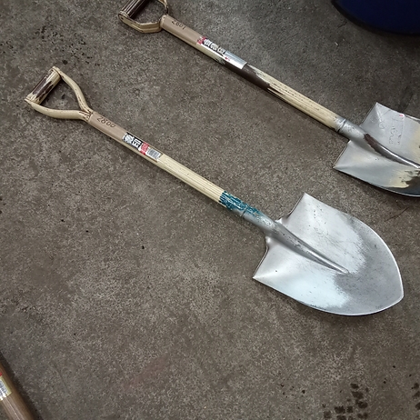 剣先スコップ（大）