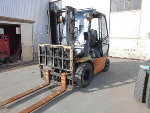 フォークリフト