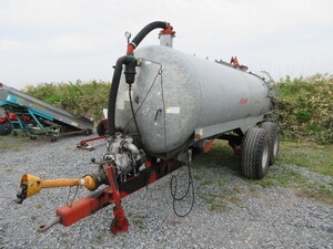 バキュームカー