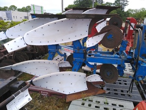 リバーシブルプラウ