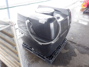 ローリータンク