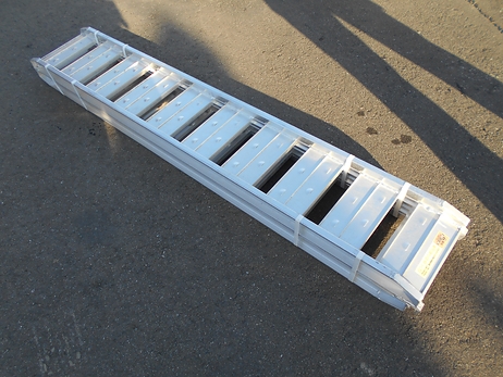 アルミブリッジ