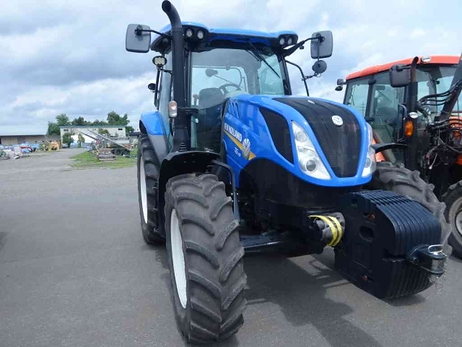 トラクター１３０Ｐｓ以上