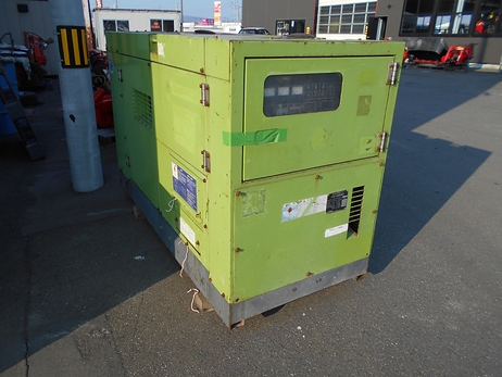 エンジン発電機