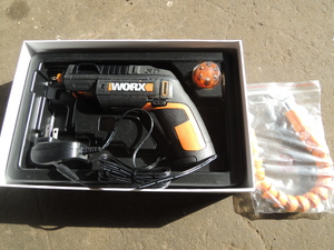 スライド電動ドライバー