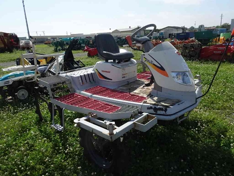 田植機乗用