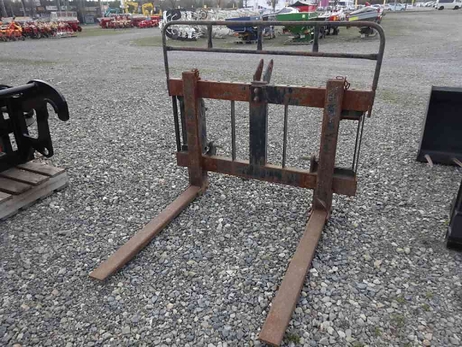 パレットフォーク