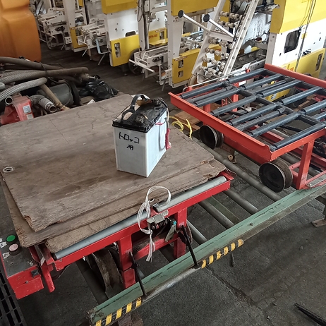 部品取り　トロッコ　バッテリー式