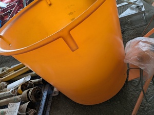 丸型容器