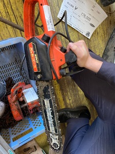 電動チェーンソー