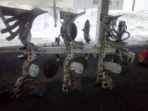 リバーシブルプラウ