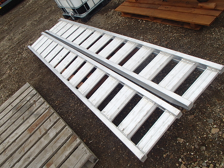 アルミブリッジ