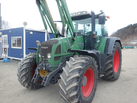 トラクター130ps以上