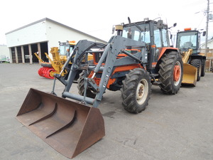 トラクター100～130ps