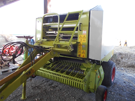 ロールベーラー