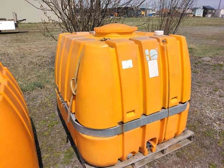 ローリータンク