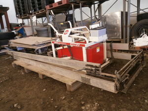 自動苗箱並べ機