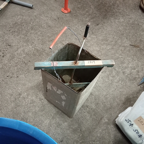 農薬手回し撹拌機　橋爪式