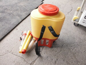 肥料散布機さんすけ