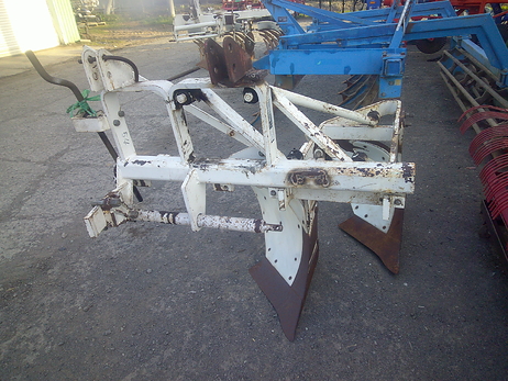 オフセットプラウ