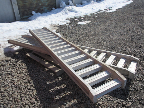 アルミブリッジ