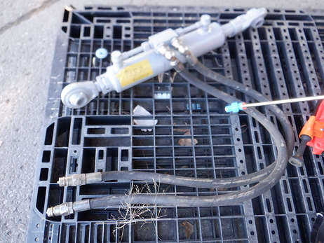 油圧トップリンク