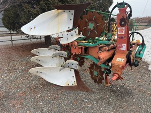 リバーシブルプラウ