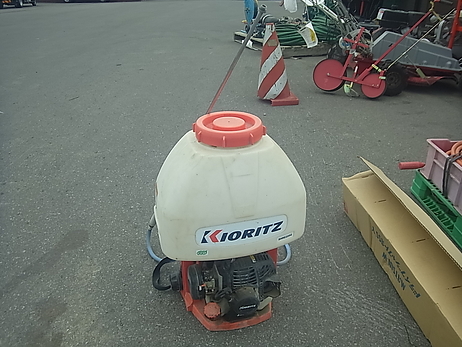 背負動力噴霧機