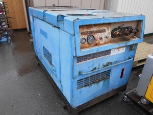 エアーコンプレッサー