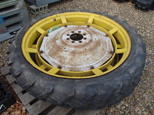 ロークロップタイヤ(ホイル付）