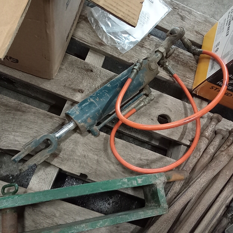 油圧サイドリンク