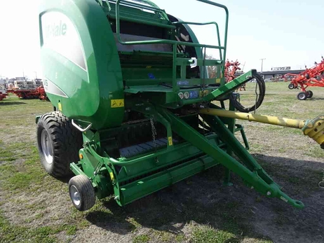 ロールベーラー