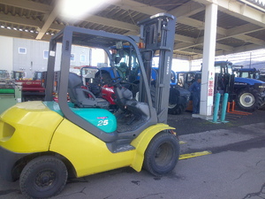 フォークリフト