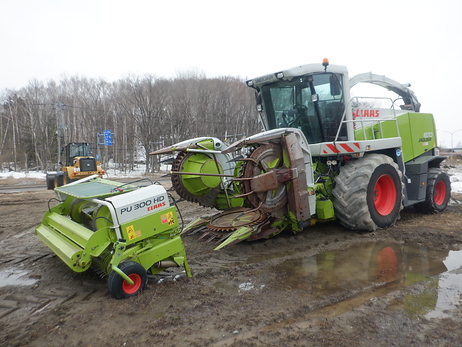 自走式フォーレージハーベスター