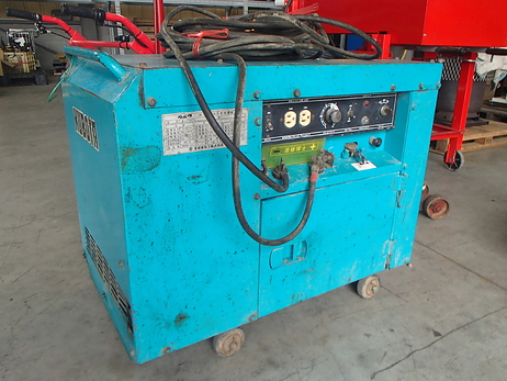 エンジン溶接機