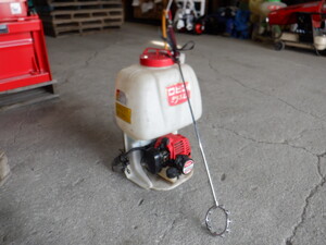 背負動力噴霧機