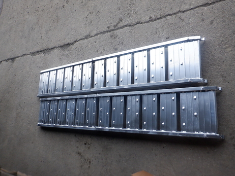 アルミブリッジ