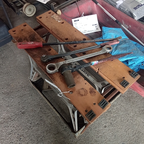 作業台　工具