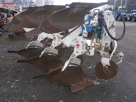 リバーシブルプラウ