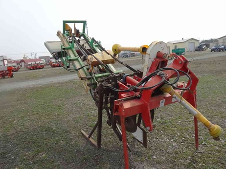 ごぼう掘り取り機